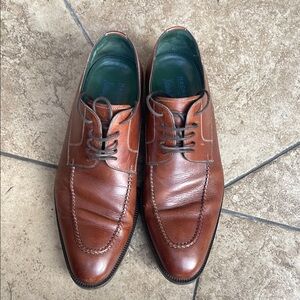 Neiman Marcus Brown Oxfords with Classic Leather Finish